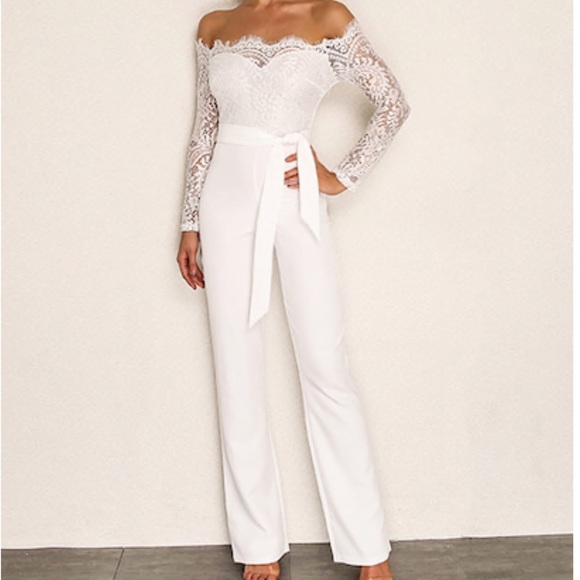 Boutique Pants - 🎉Boutique Beautiful Host Pick🎉 Lace Jumpsuit